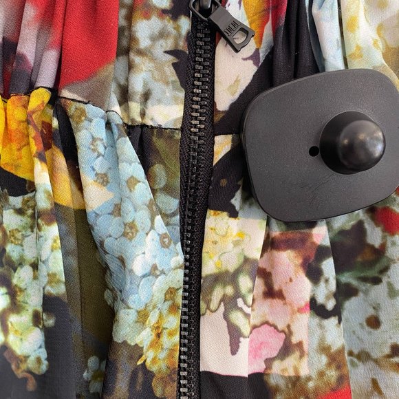 ALICE + OLIVIA Floral Print A-Line Mini Skirt - Picture 5 of 8